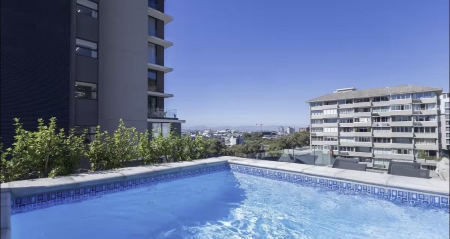 To Let 3 Bedroom Property for Rent in Green Point Western Cape